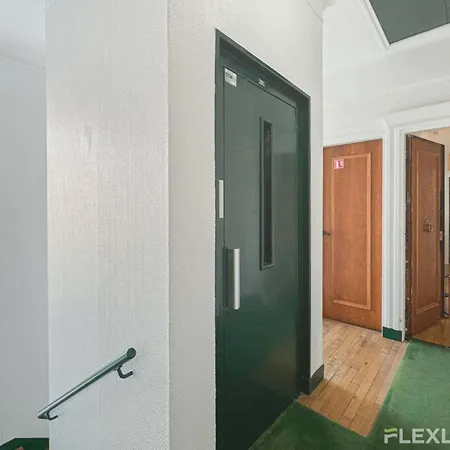 Flexliving - - Lowendal * Parigi